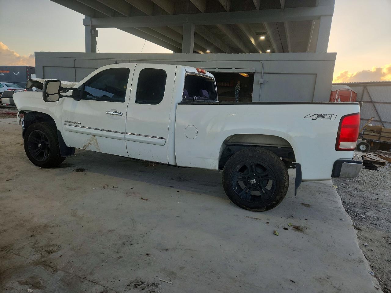 2011 GMC SIERRA