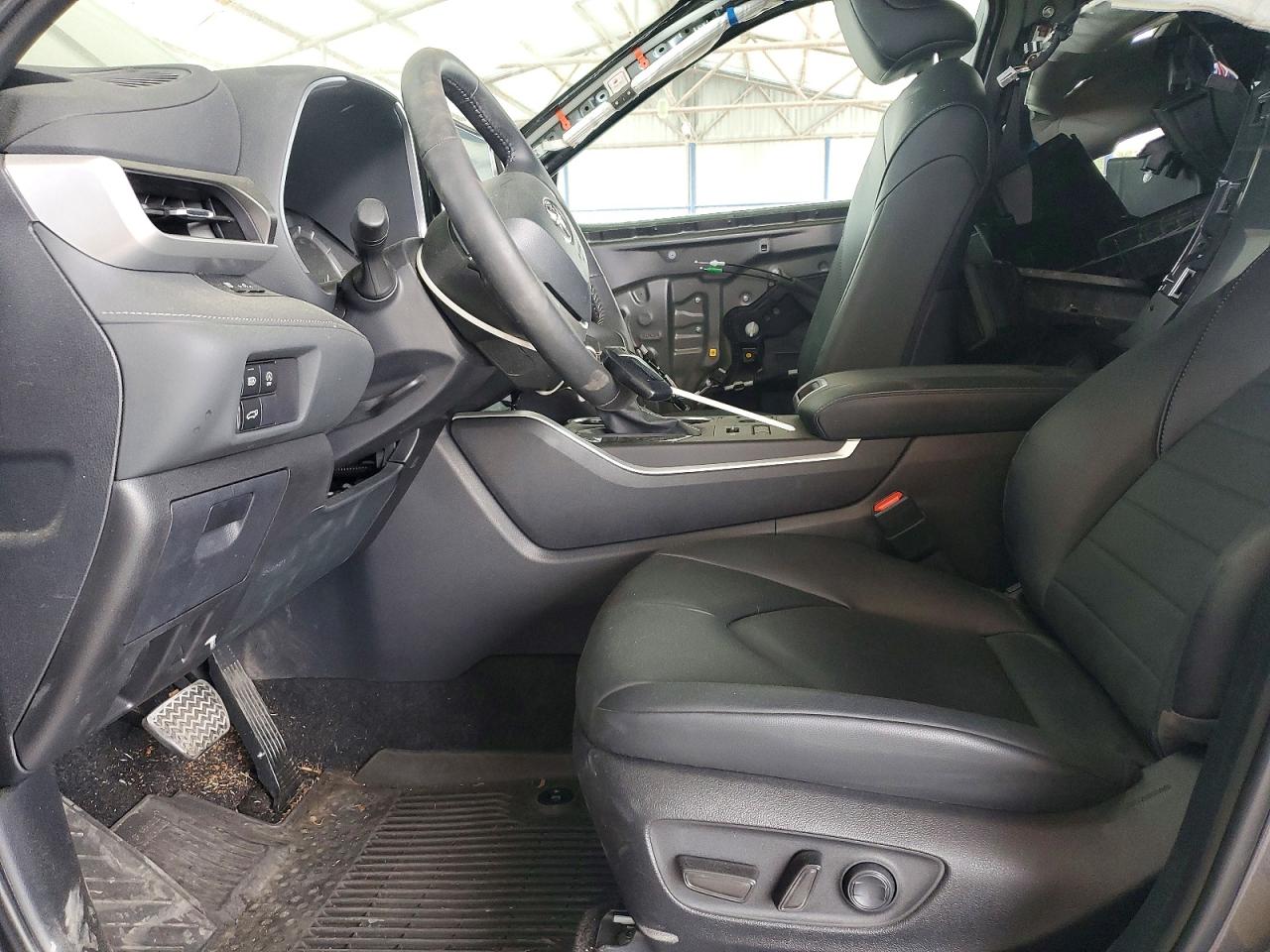 2024 TOYOTA HIGHLANDER
