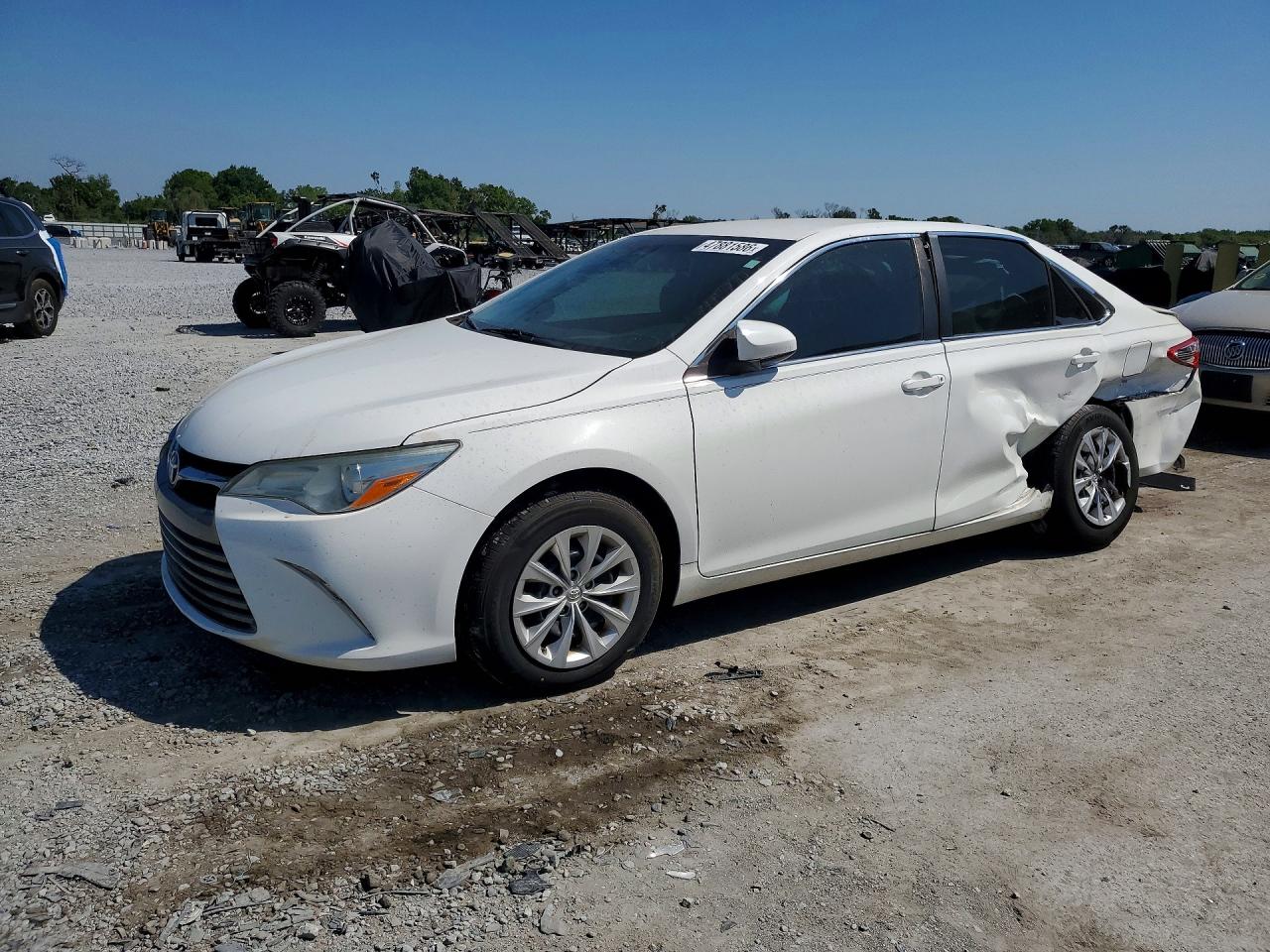 2015 TOYOTA CAMRY