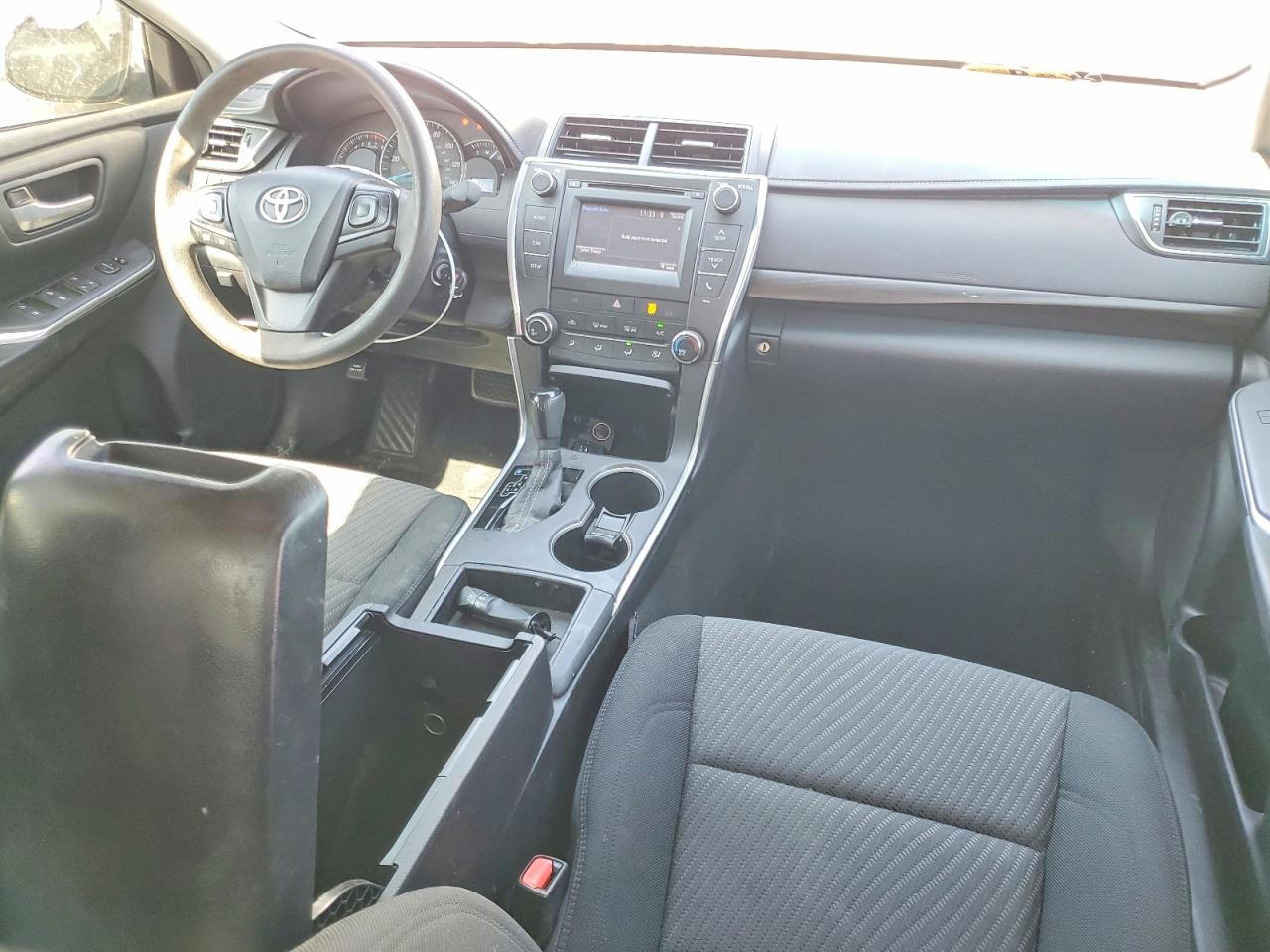 2015 TOYOTA CAMRY