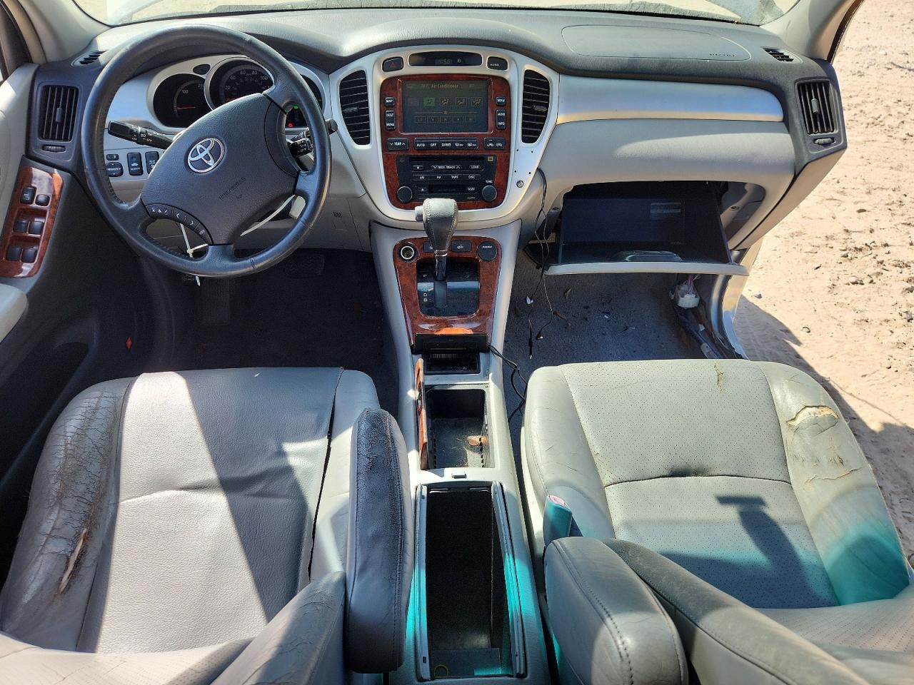 2006 TOYOTA HIGHLANDER