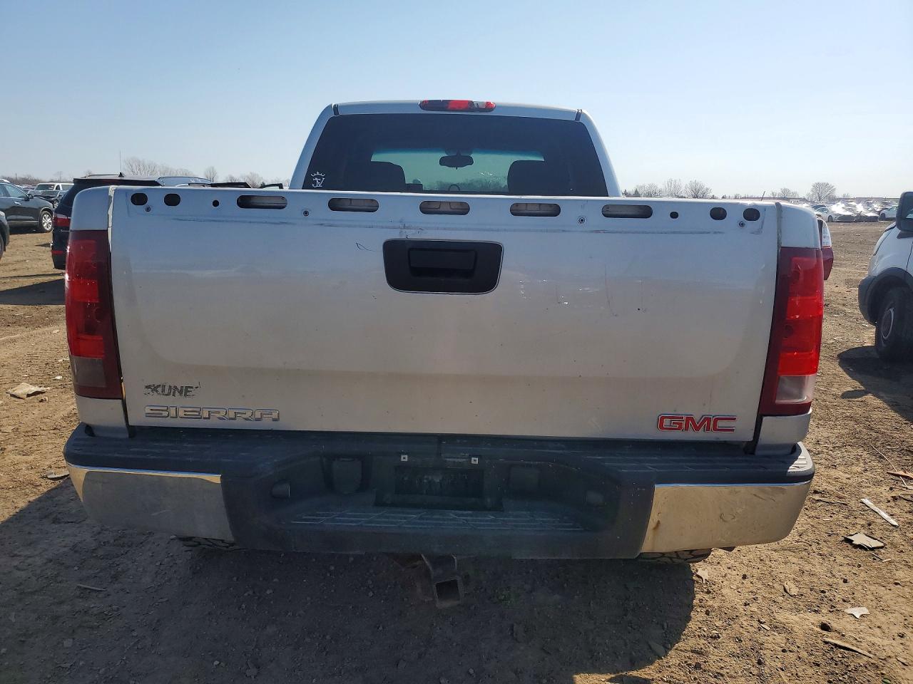 2011 GMC SIERRA