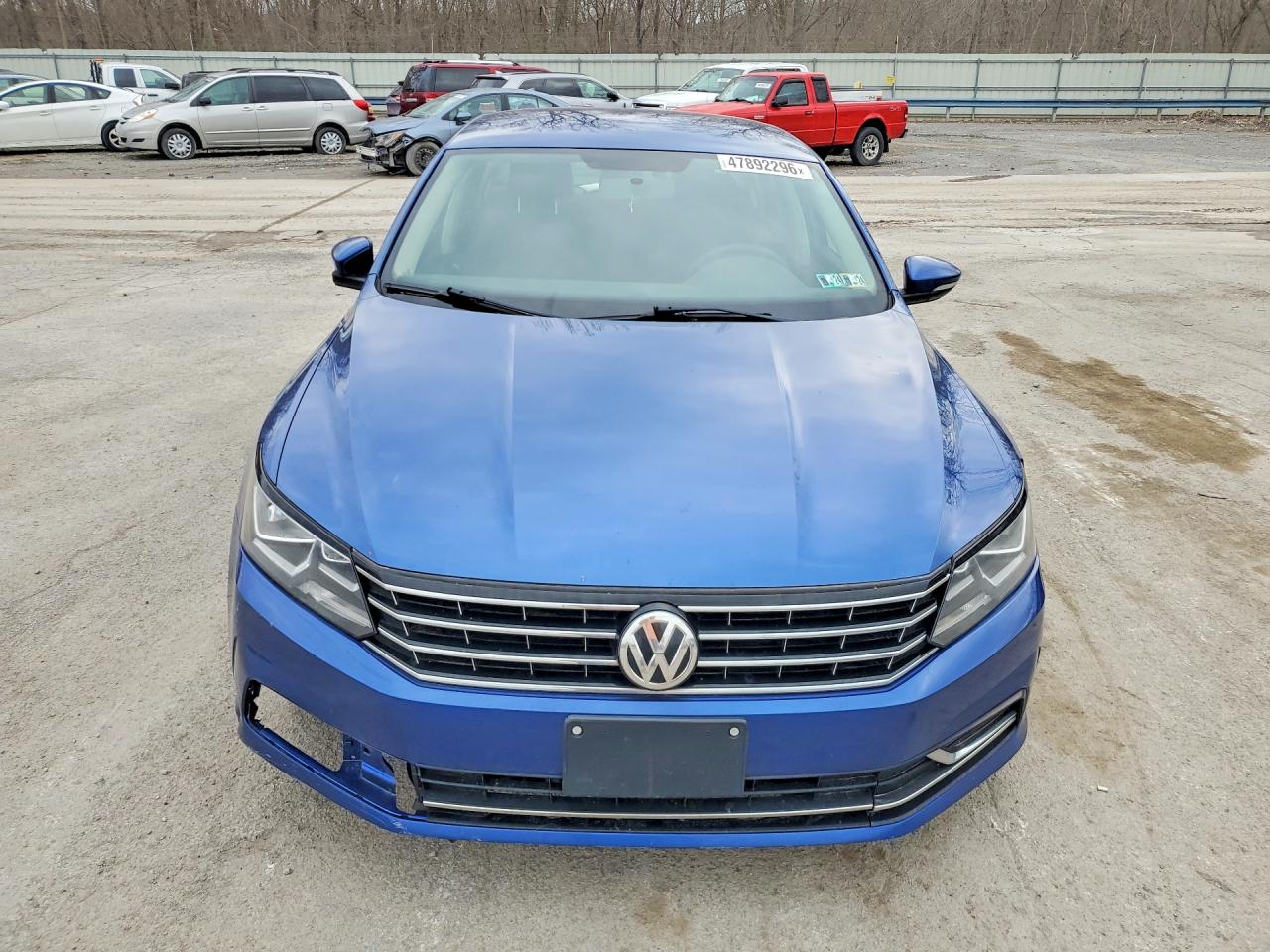 2017 VOLKSWAGEN PASSAT