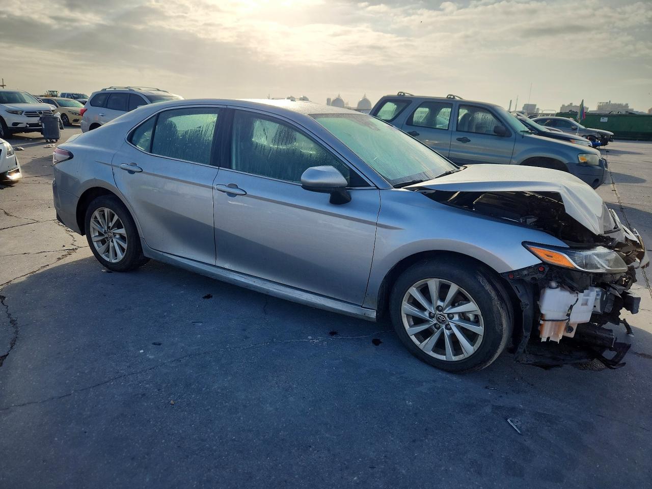 2024 TOYOTA CAMRY