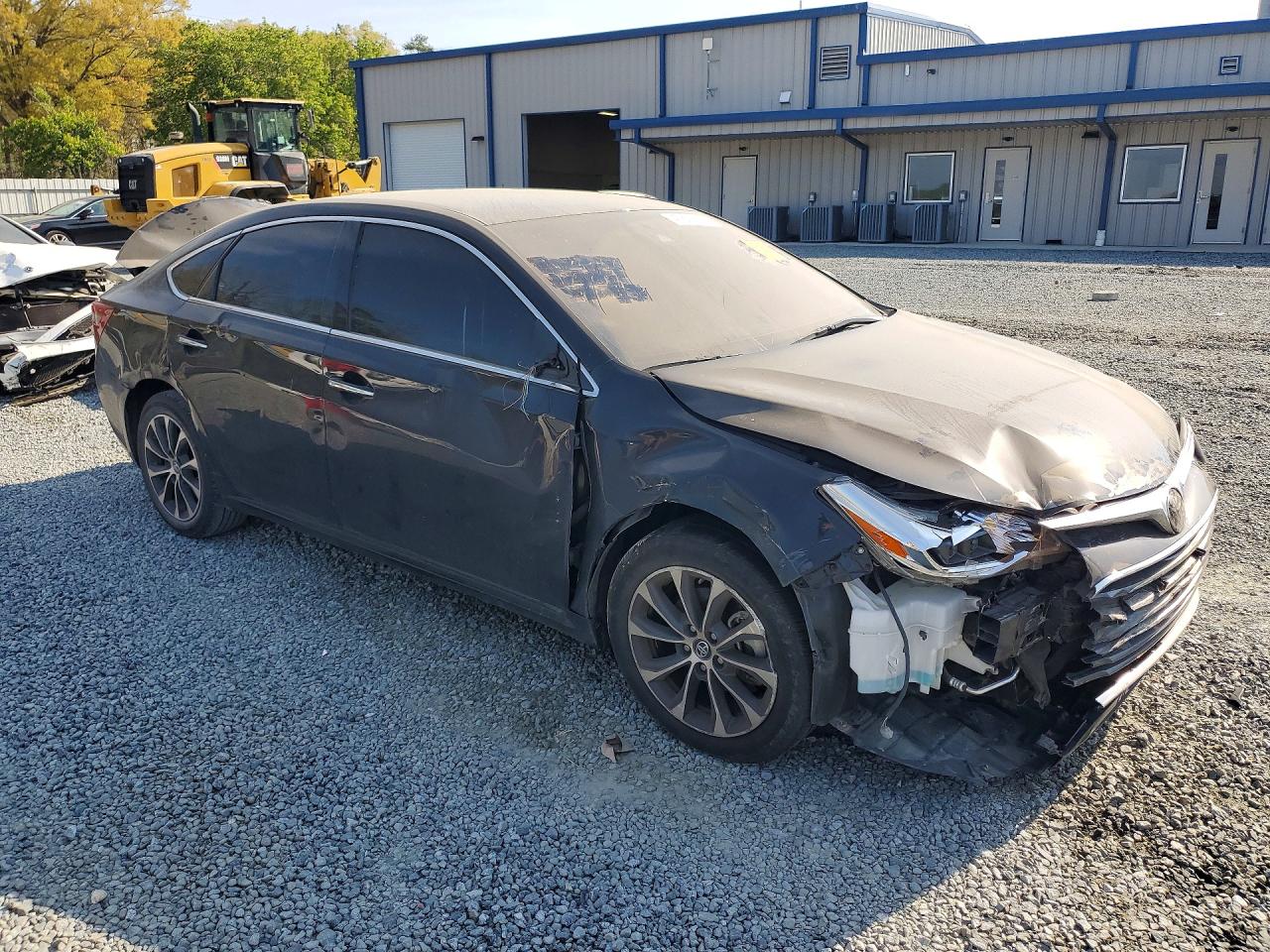 2017 TOYOTA AVALON
