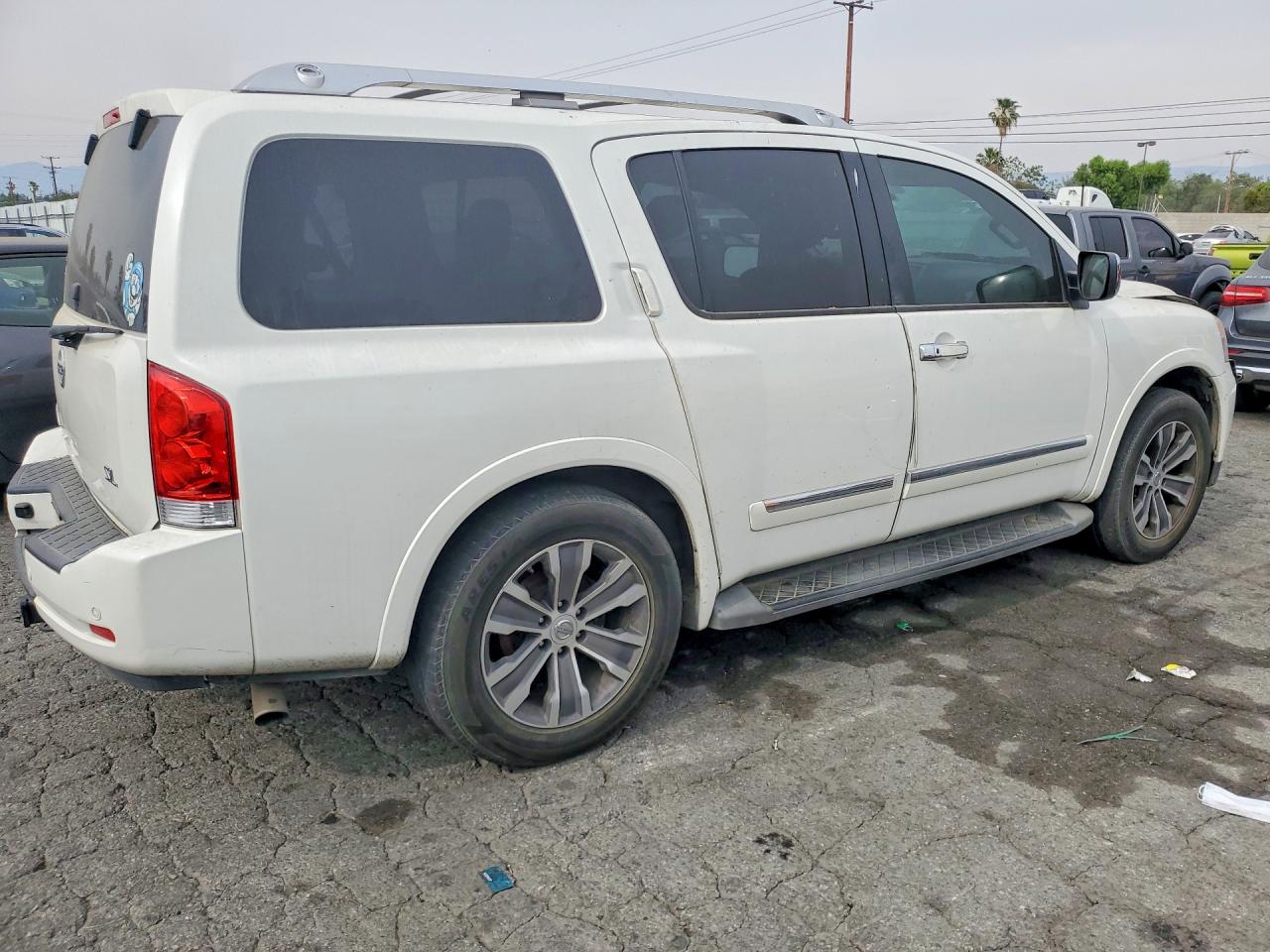 2015 NISSAN ARMADA