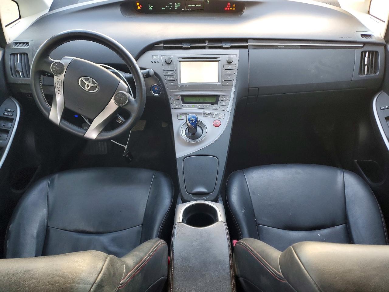 2013 TOYOTA PRIUS