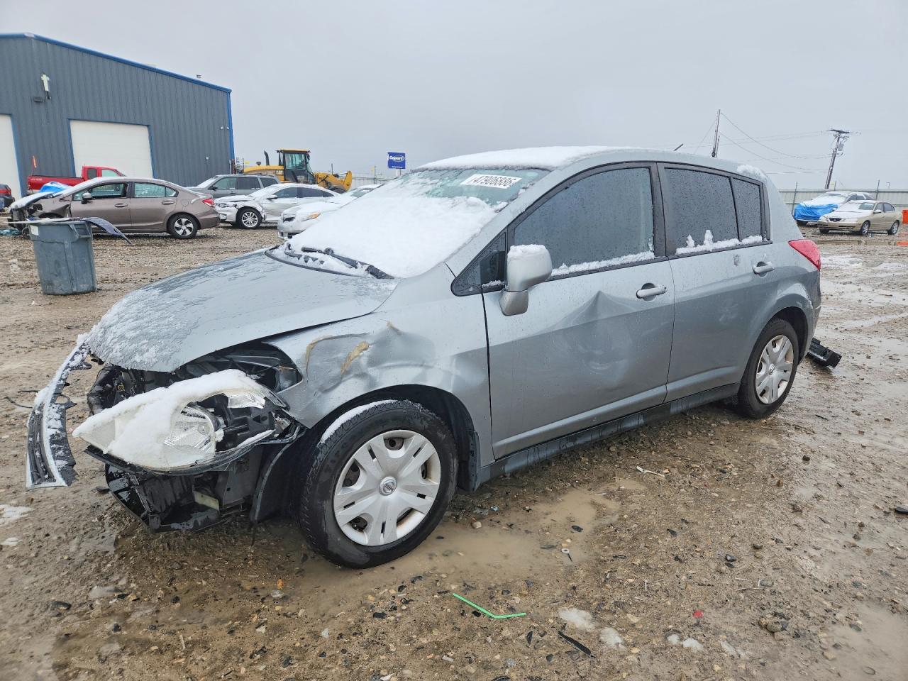 2011 NISSAN VERSA