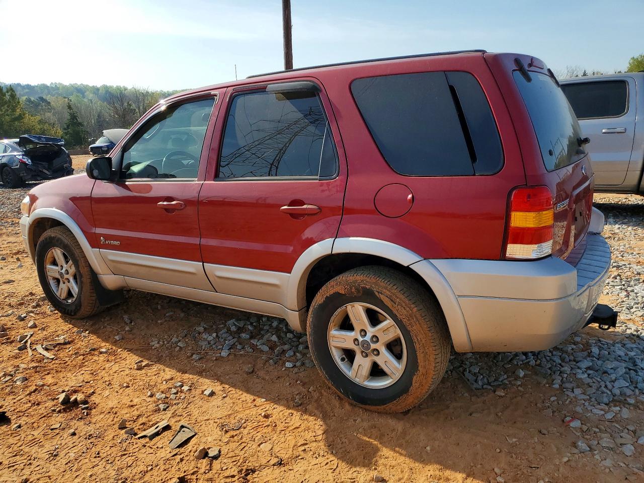 2005 FORD ESCAPE