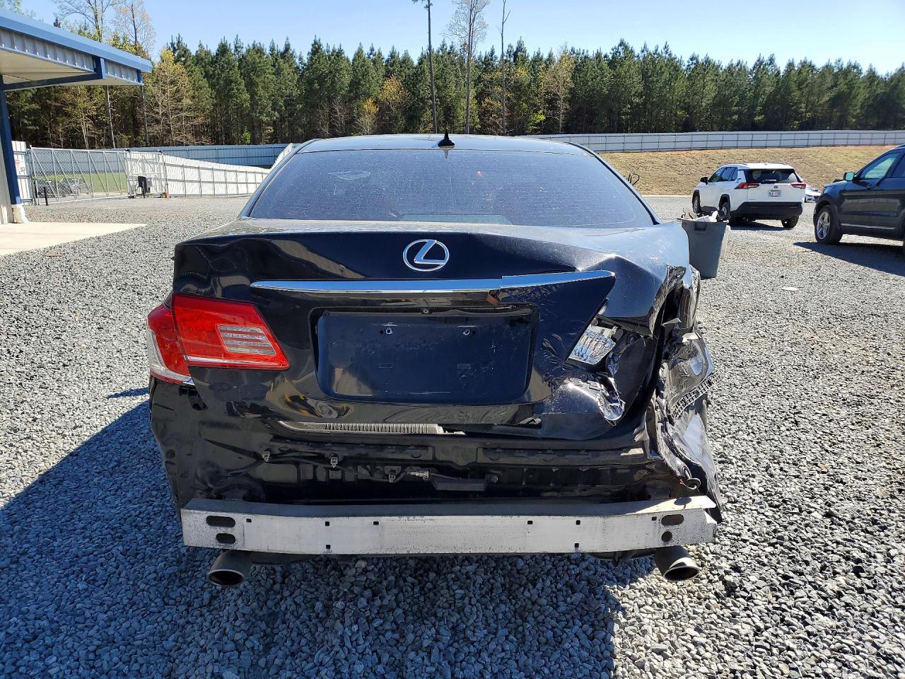 2011 LEXUS ES350