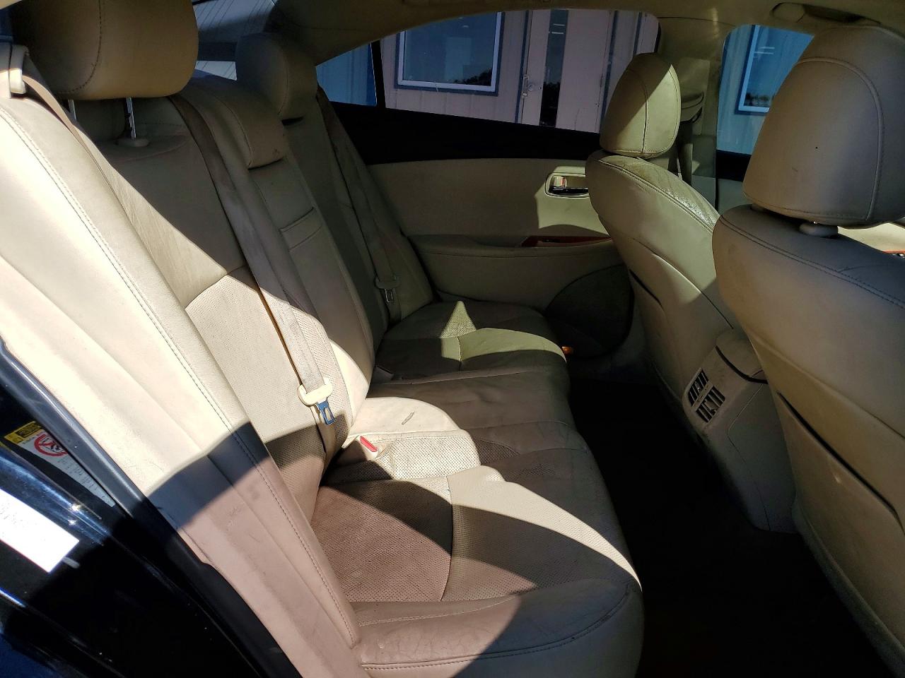 2011 LEXUS ES350