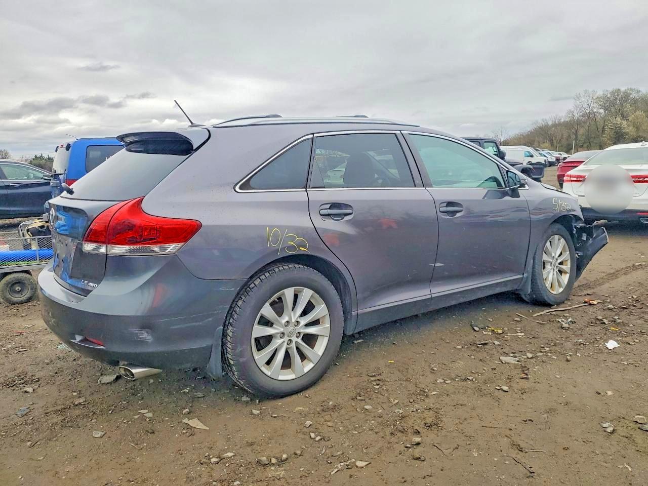 2015 TOYOTA VENZA