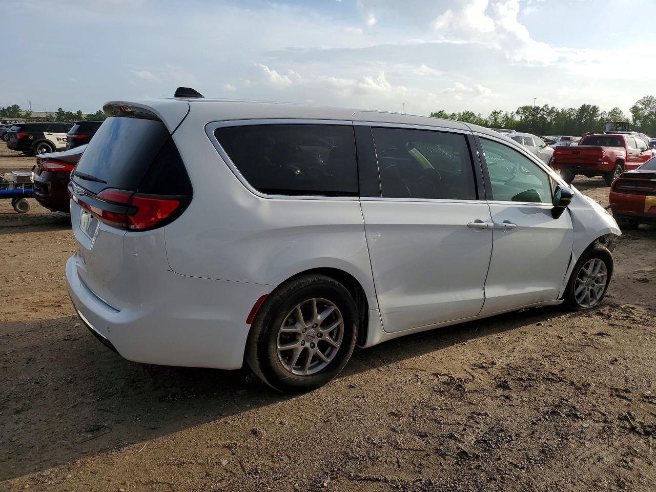 2024 CHRYSLER PACIFICA
