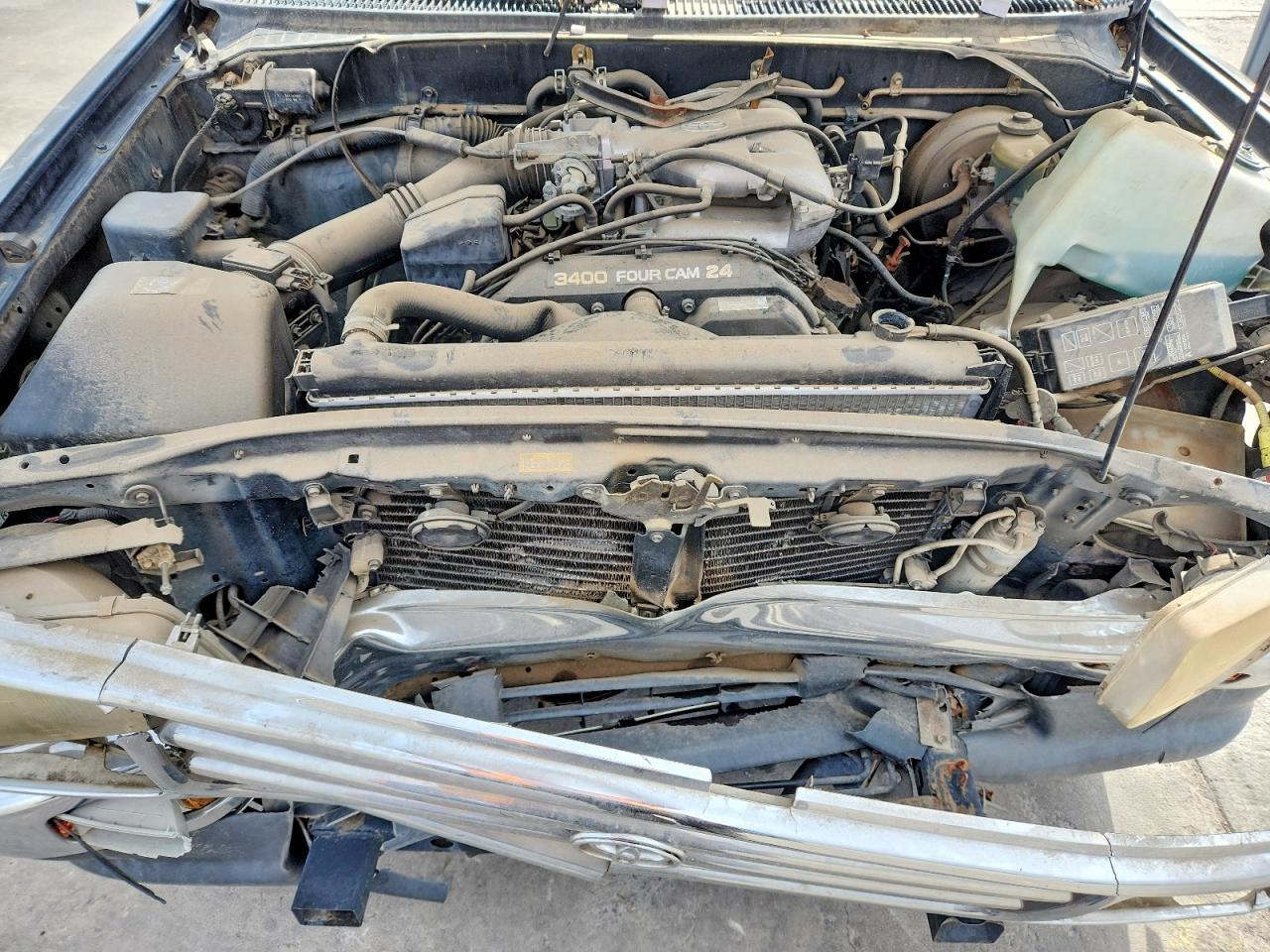 1995 TOYOTA T100