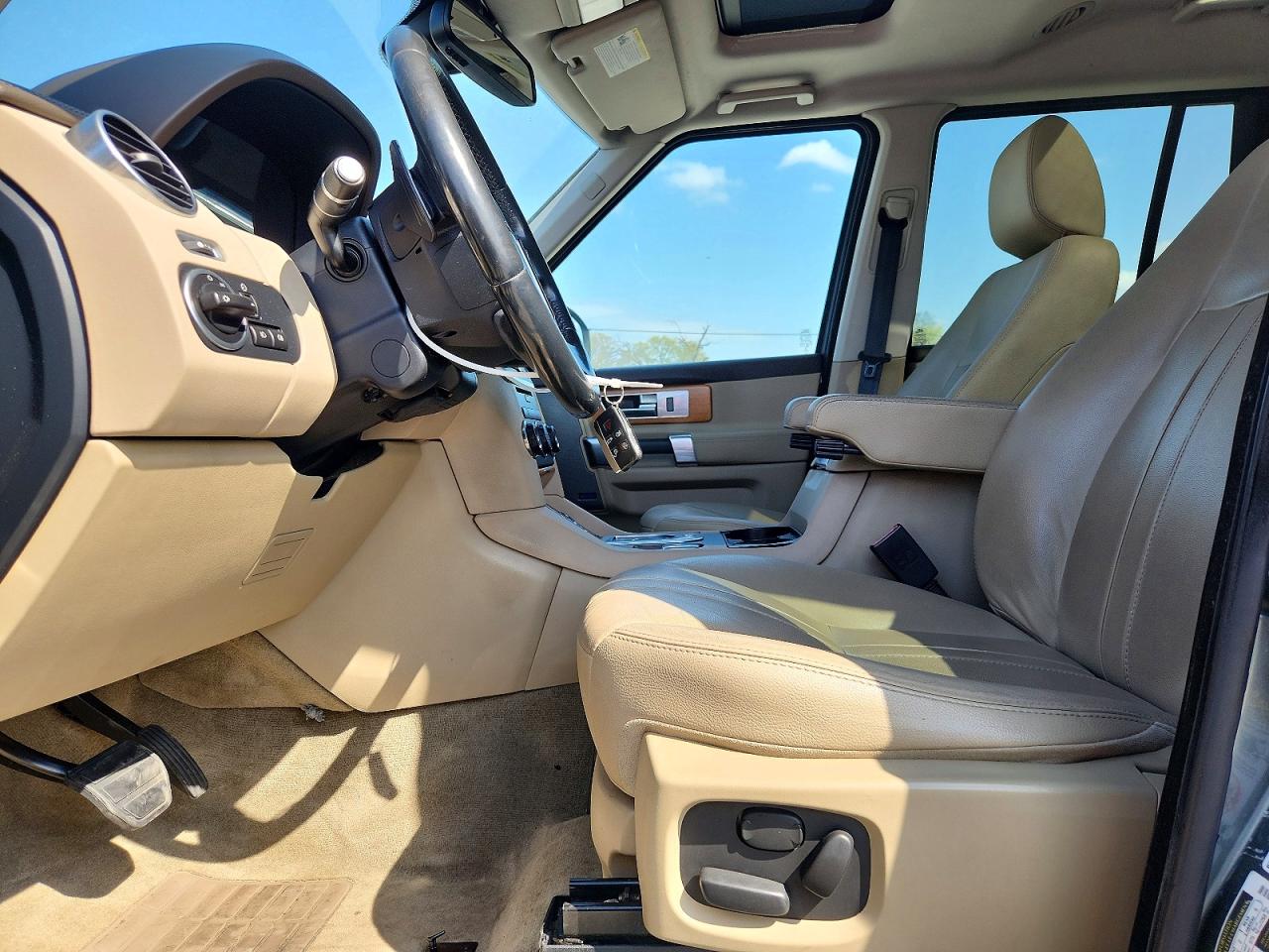 2016 LAND ROVER LR4