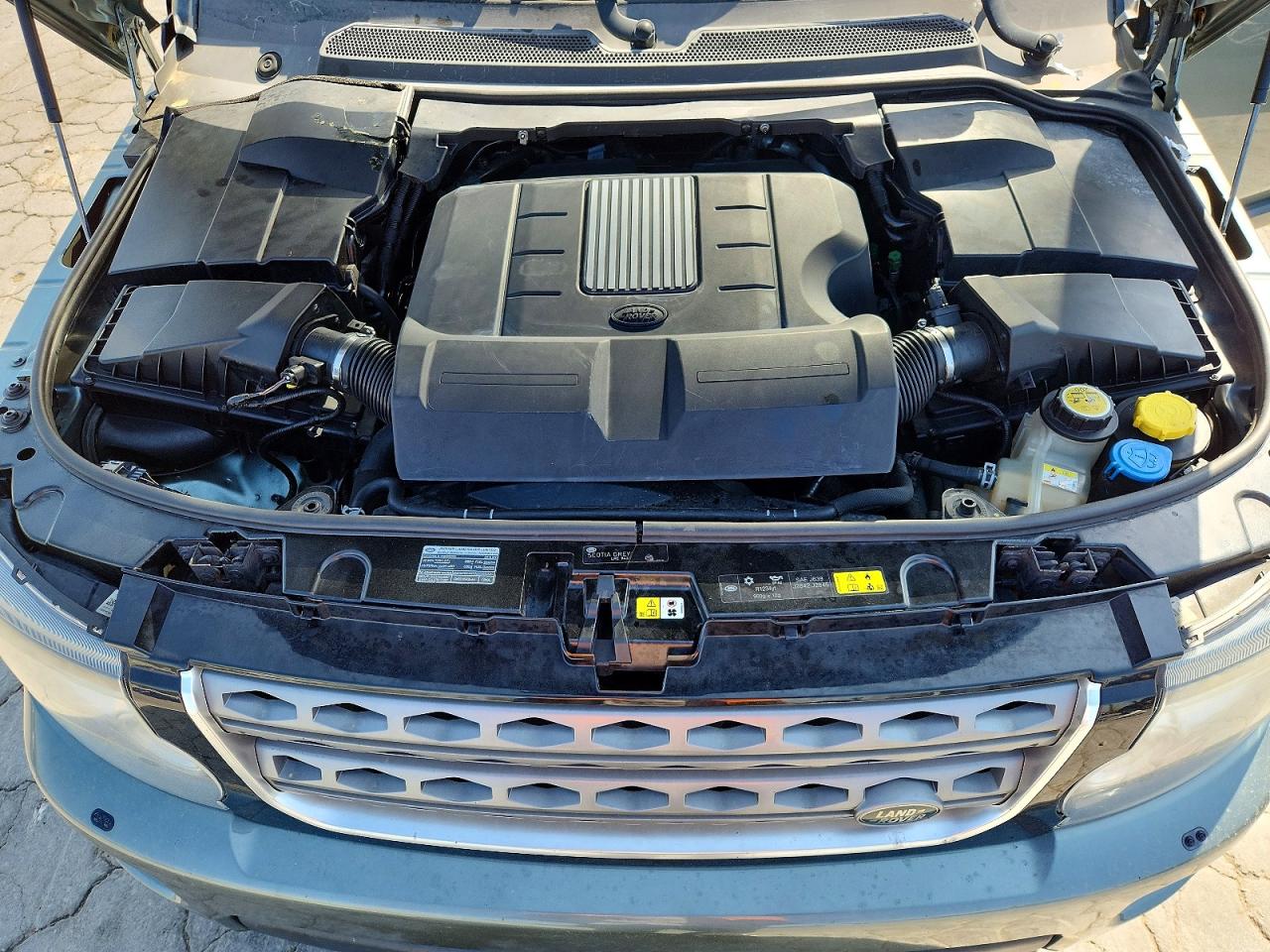 2016 LAND ROVER LR4