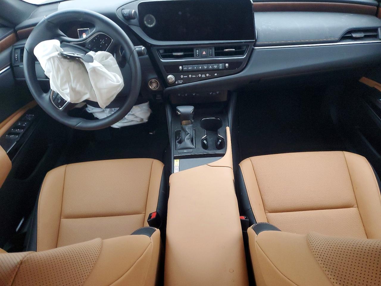 2025 LEXUS ES350