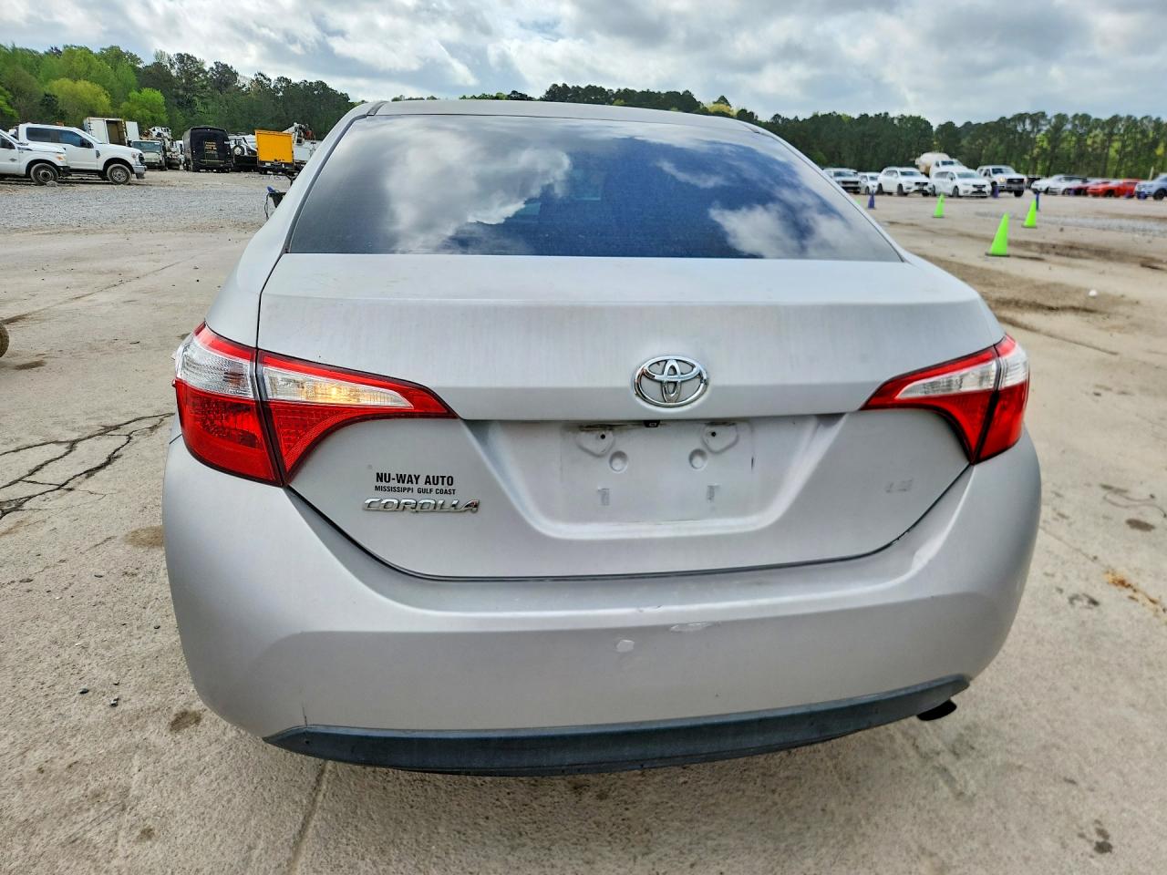 2015 TOYOTA COROLLA