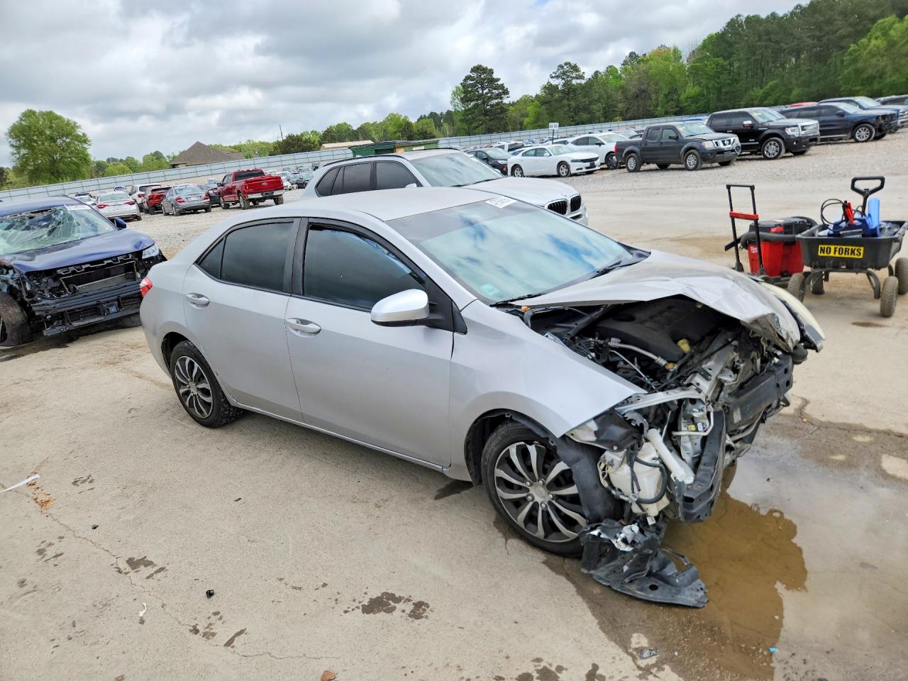 2015 TOYOTA COROLLA