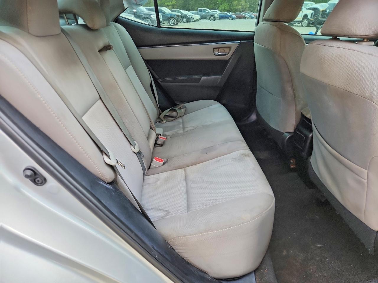 2015 TOYOTA COROLLA