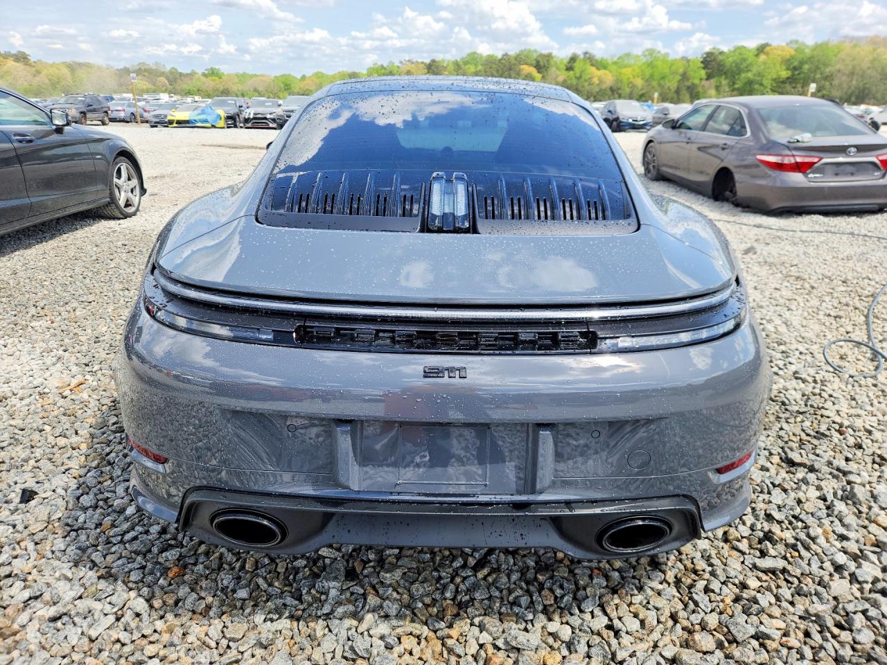 2025 PORSCHE 911