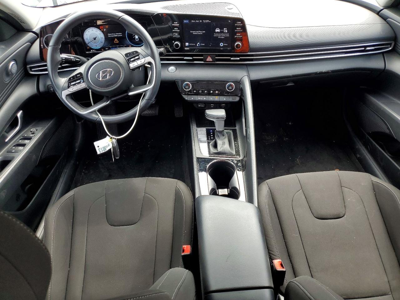 2022 HYUNDAI ELANTRA