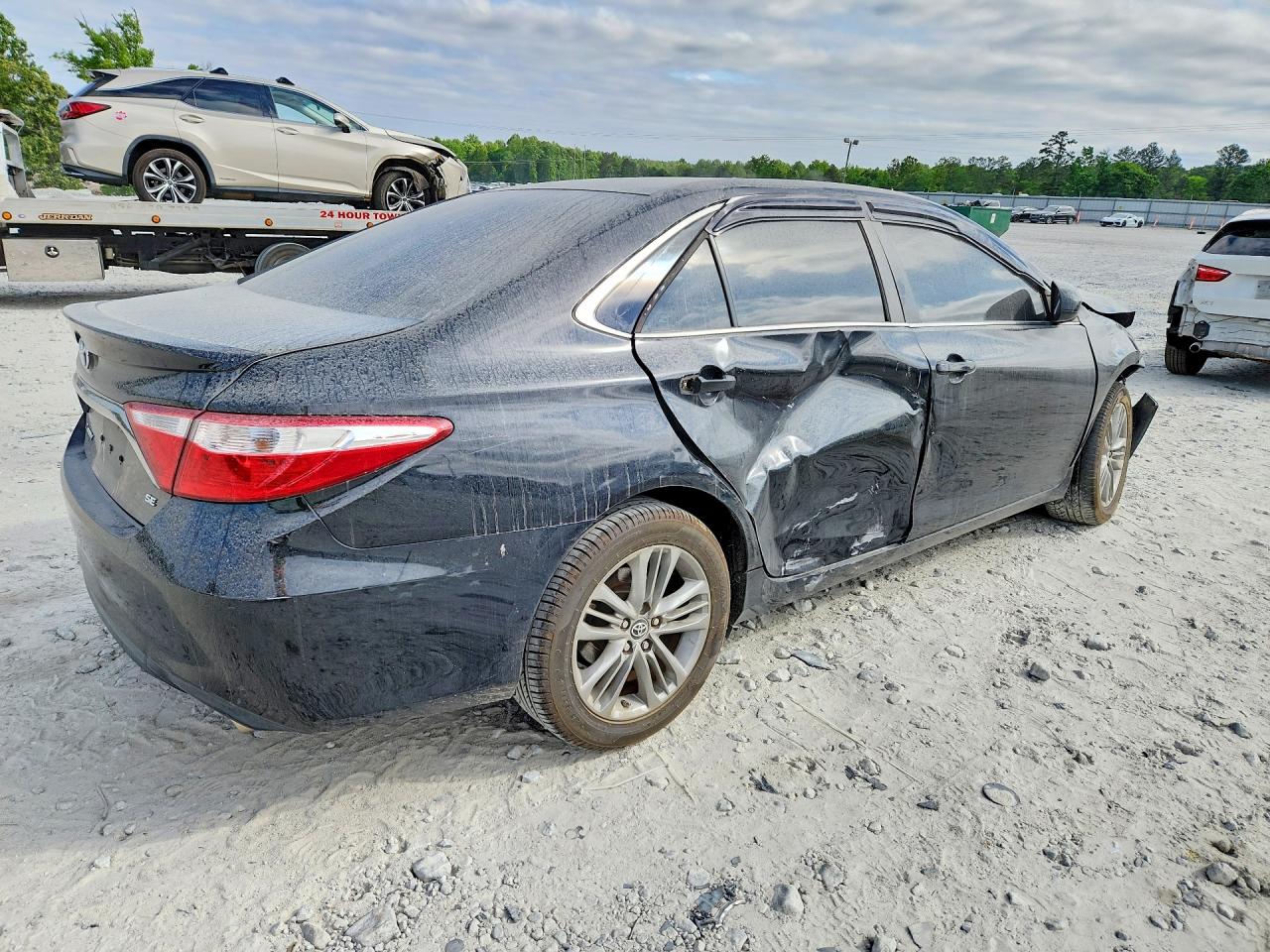 2015 TOYOTA CAMRY
