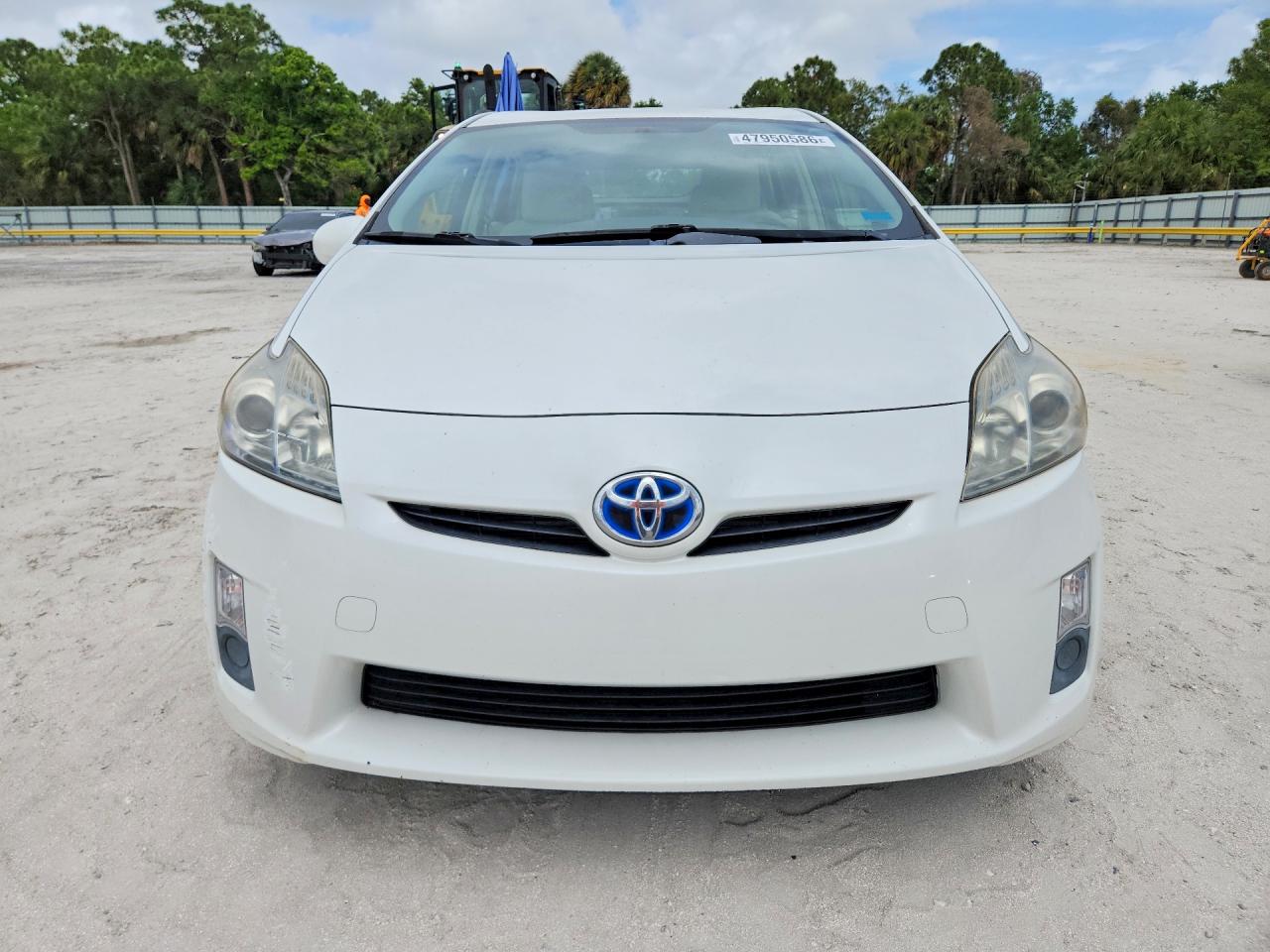 2011 TOYOTA PRIUS
