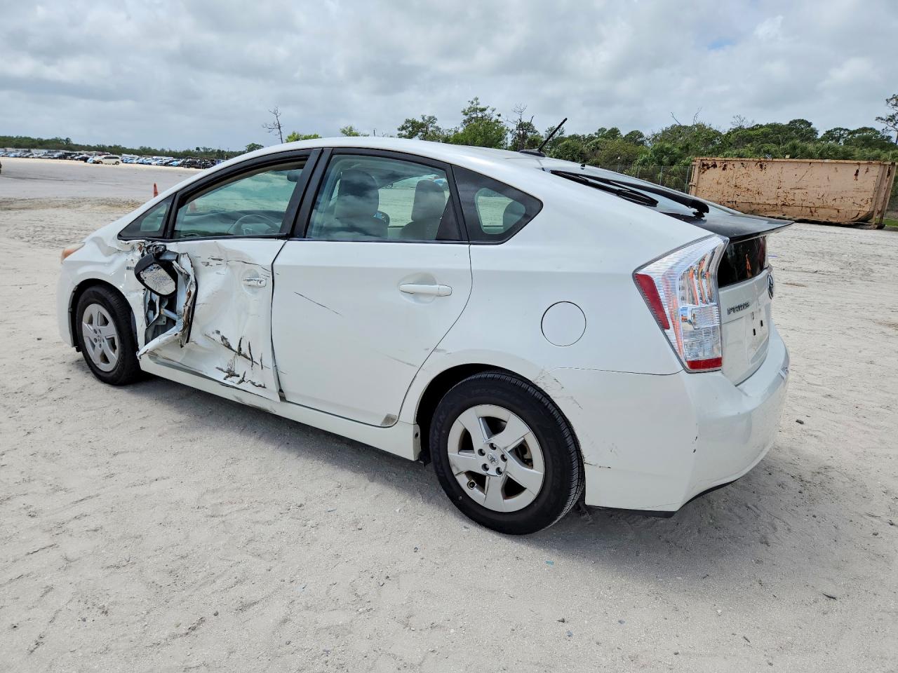 2011 TOYOTA PRIUS