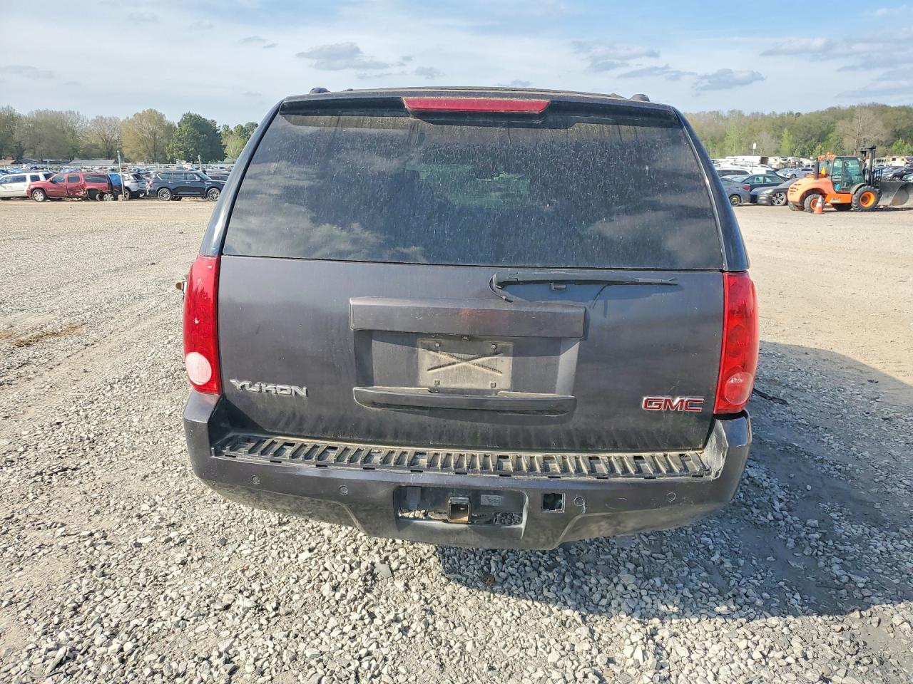 2010 GMC YUKON