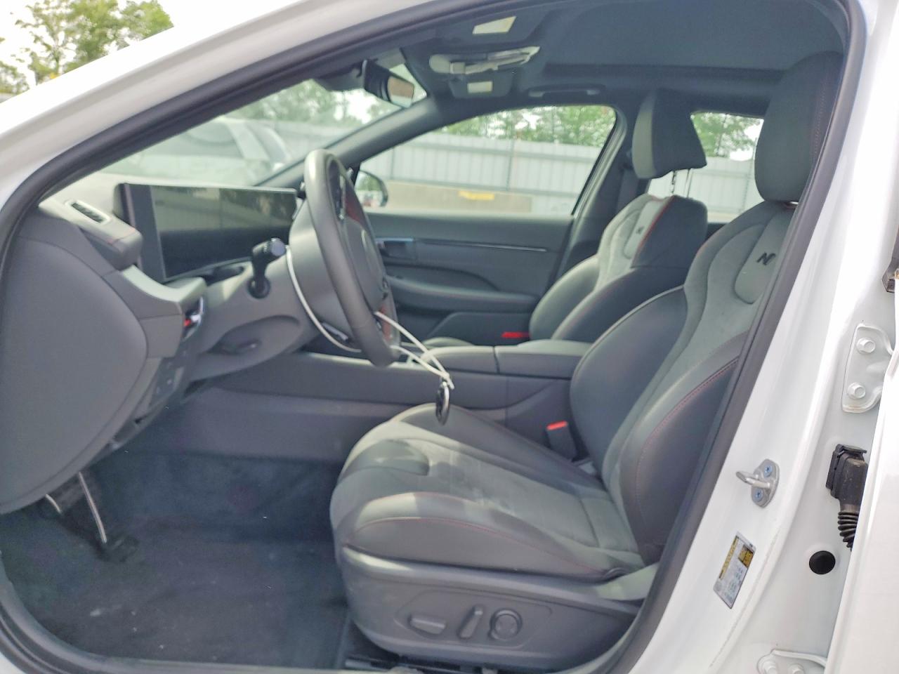 2025 HYUNDAI SONATA