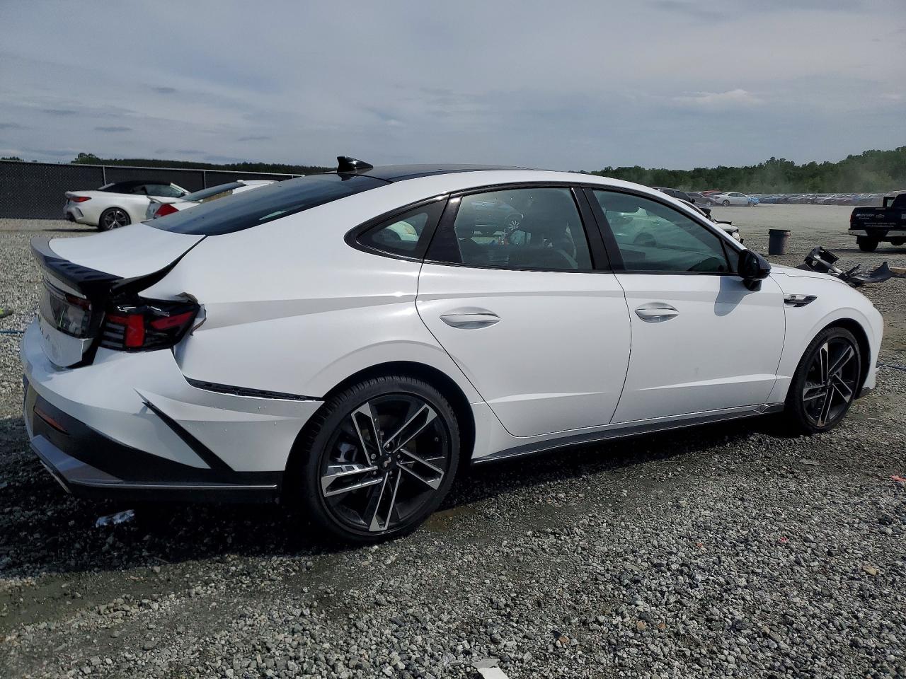 2025 HYUNDAI SONATA
