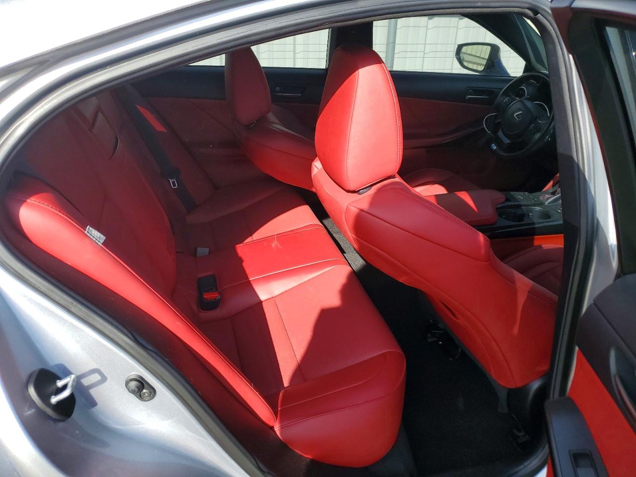 2021 LEXUS IS