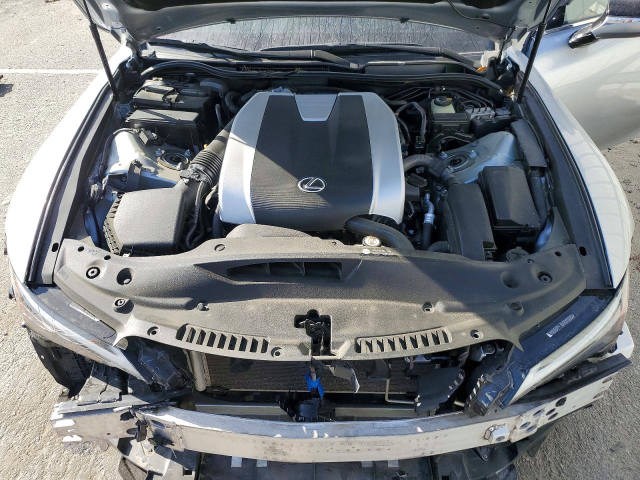 2021 LEXUS IS