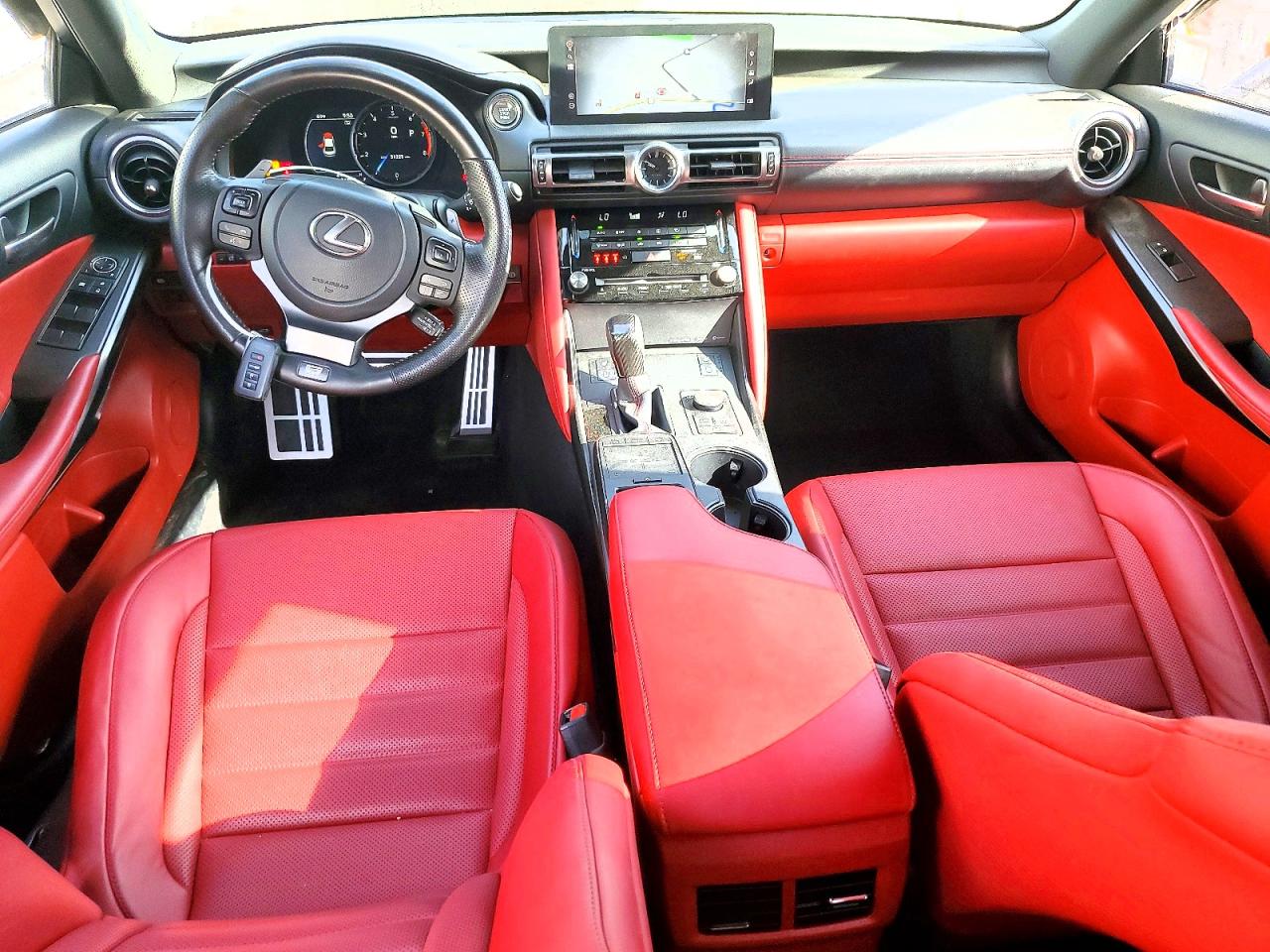 2021 LEXUS IS