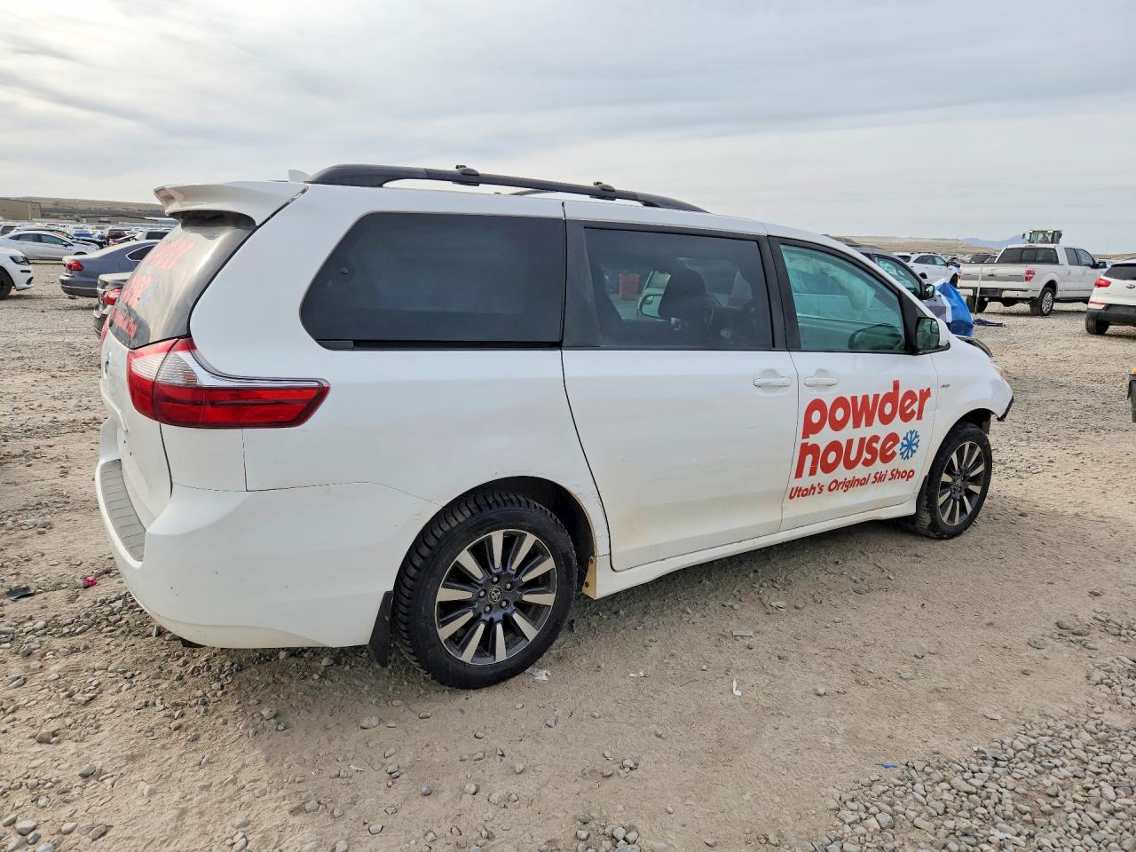 2020 TOYOTA SIENNA