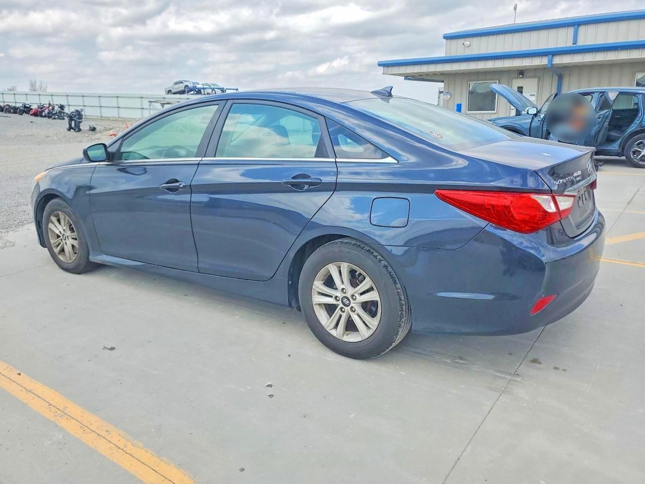 2014 HYUNDAI SONATA