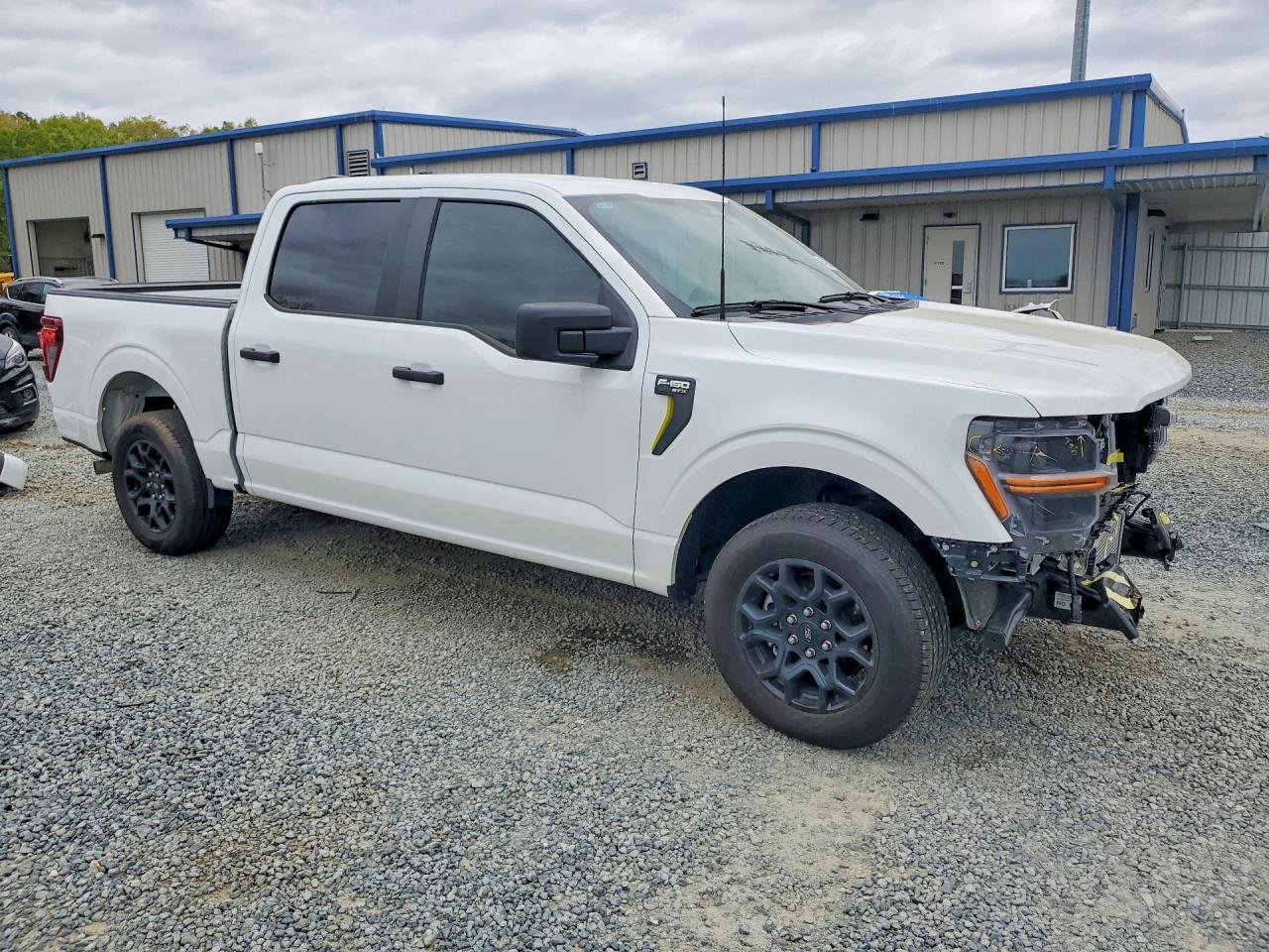 2025 FORD F150