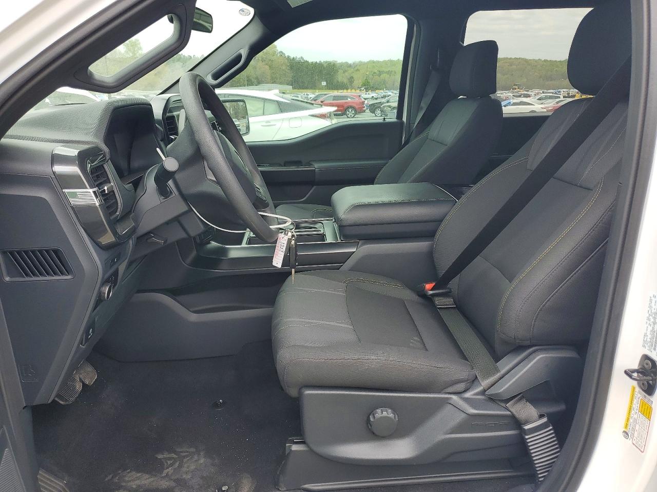 2025 FORD F150