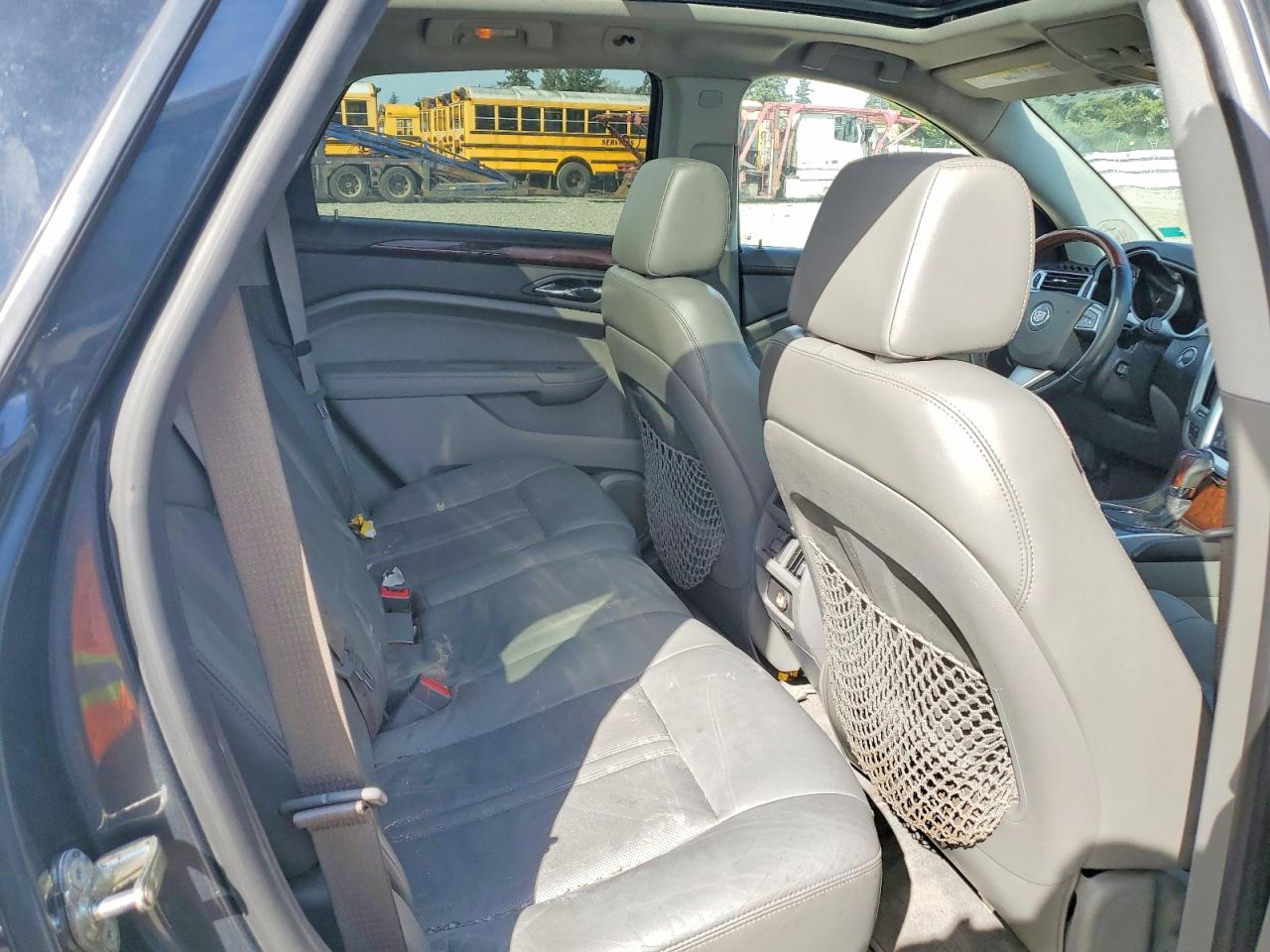 2010 CADILLAC SRX
