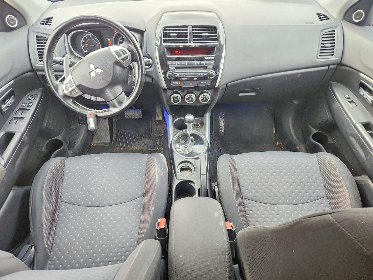 2011 MITSUBISHI OUTLANDER
