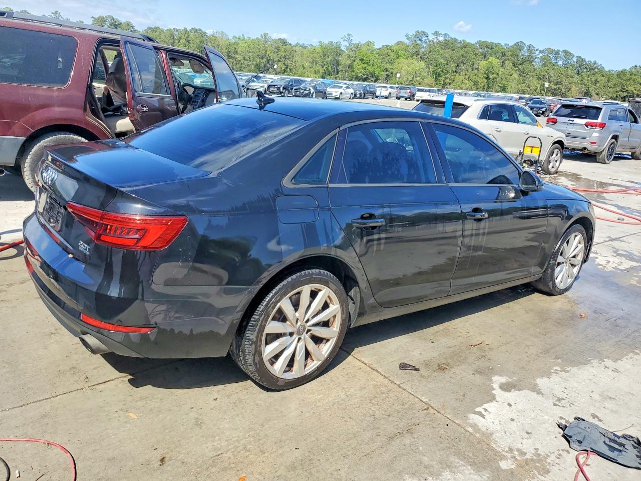 2017 AUDI A4
