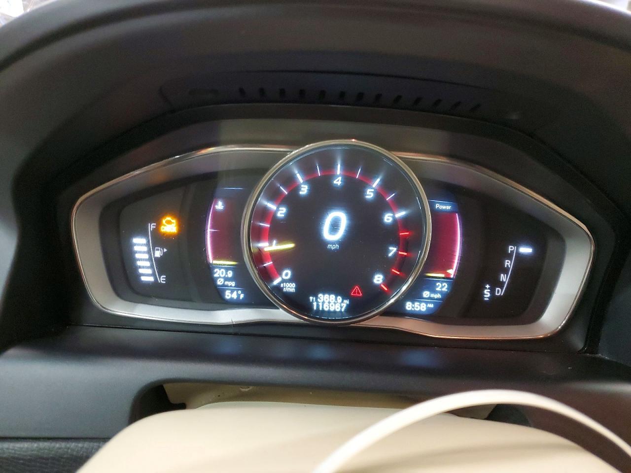 2015 VOLVO XC60