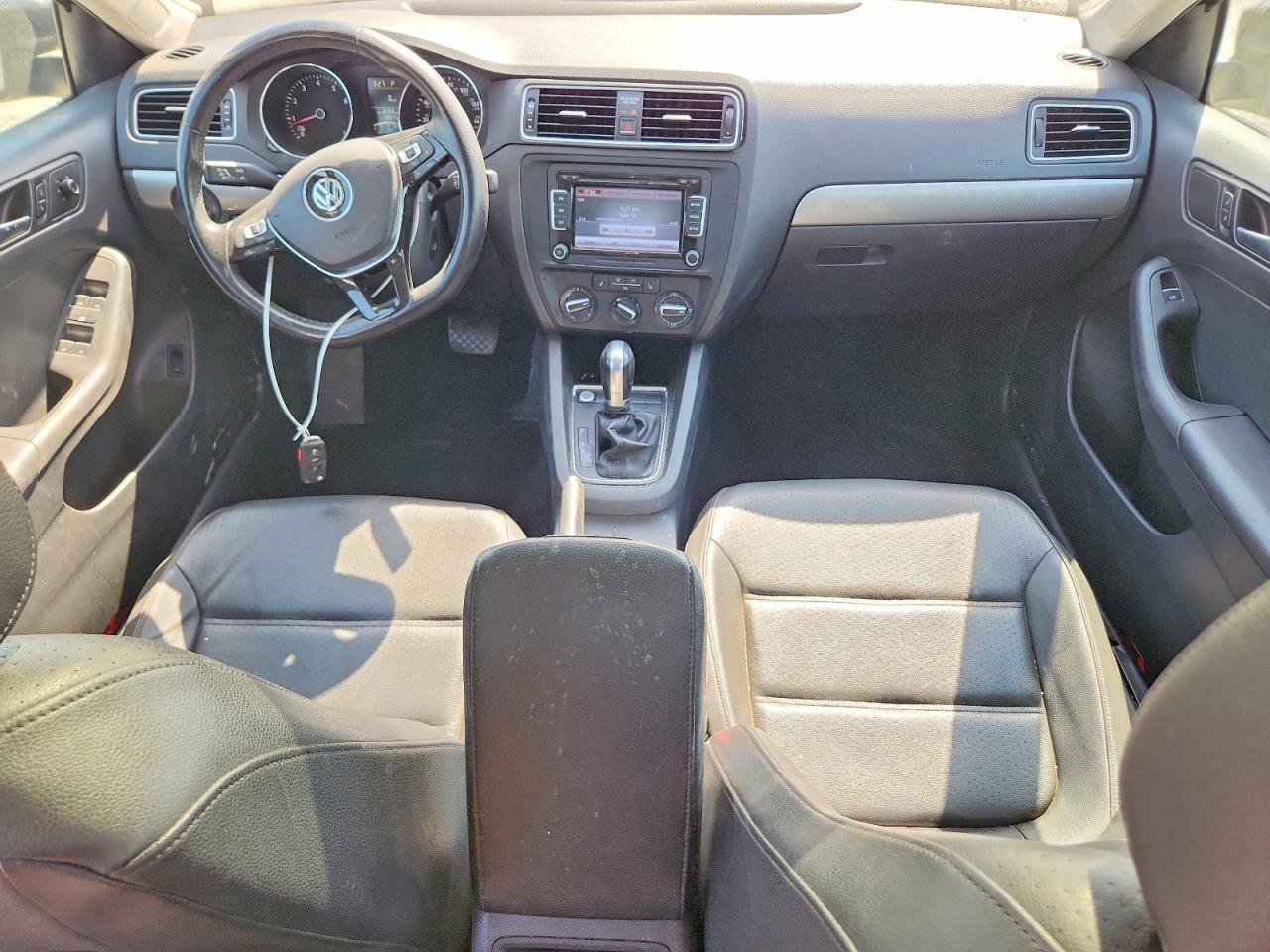 2015 VOLKSWAGEN JETTA