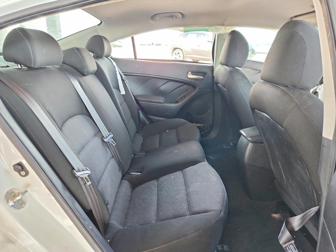 2017 KIA FORTE