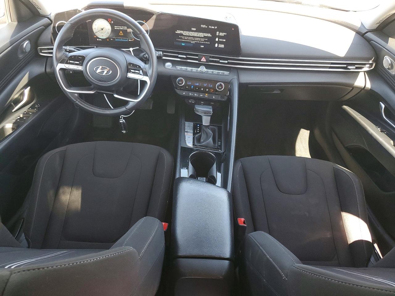 2023 HYUNDAI ELANTRA
