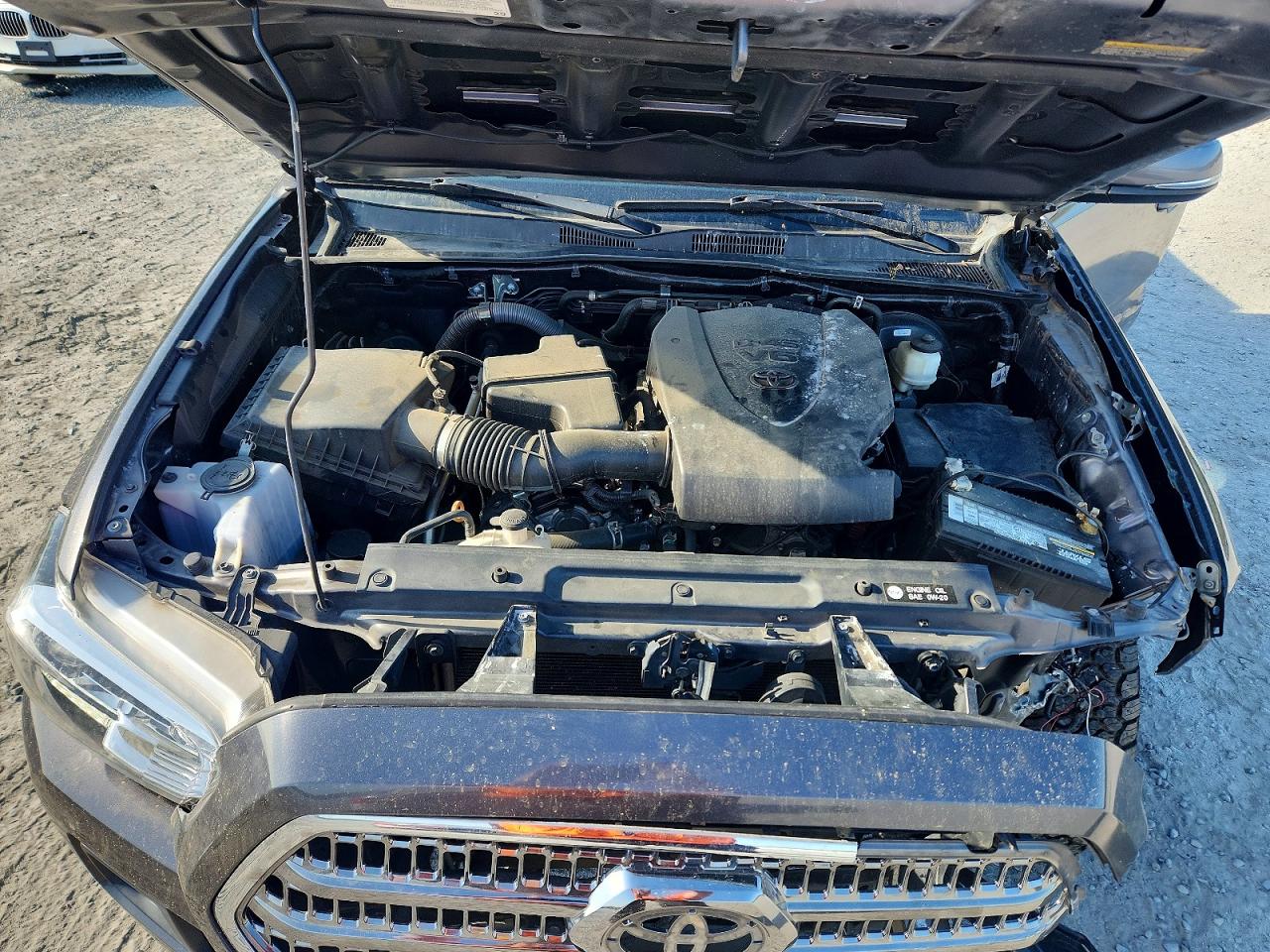 2017 TOYOTA TACOMA