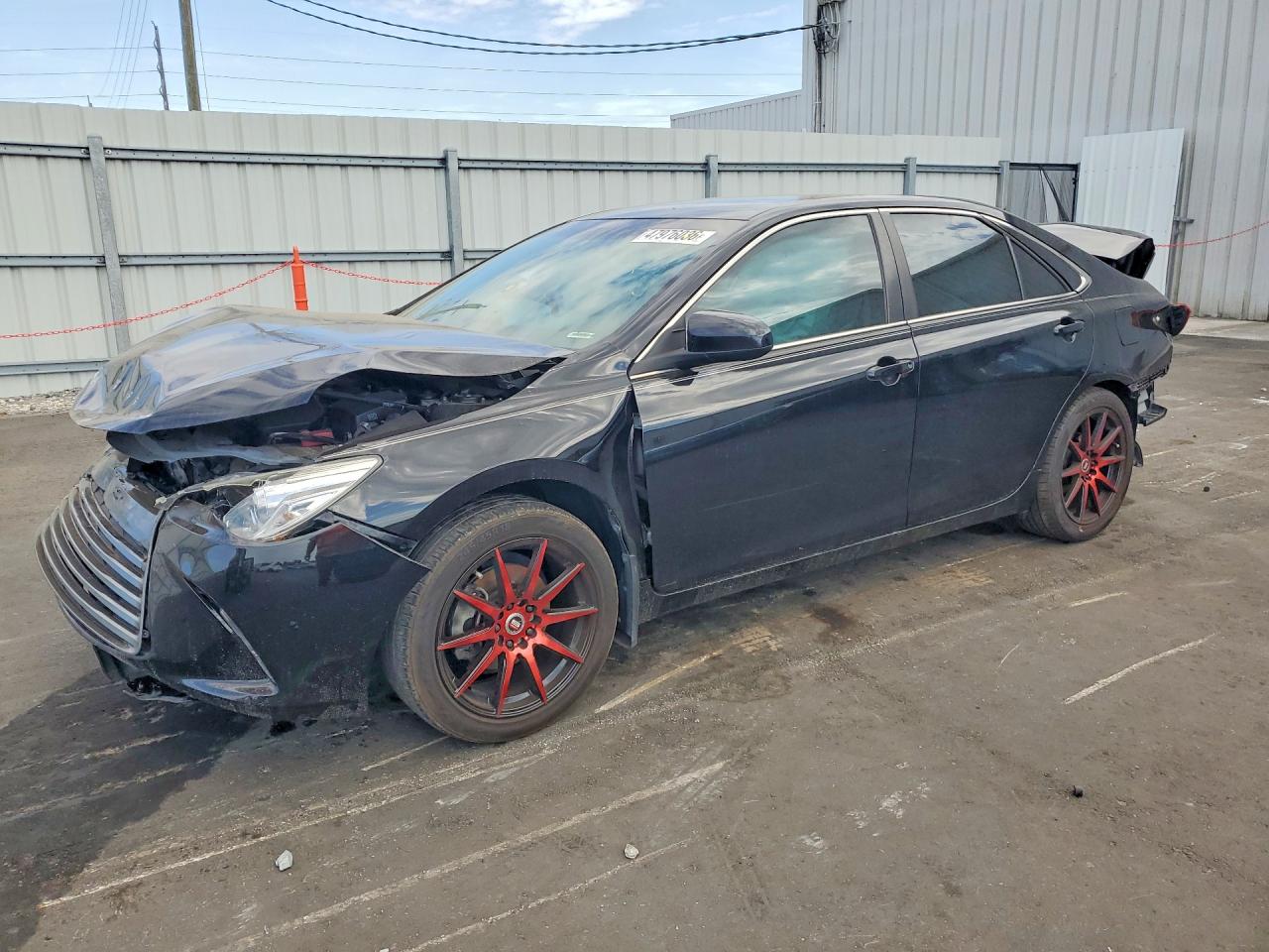2017 TOYOTA CAMRY