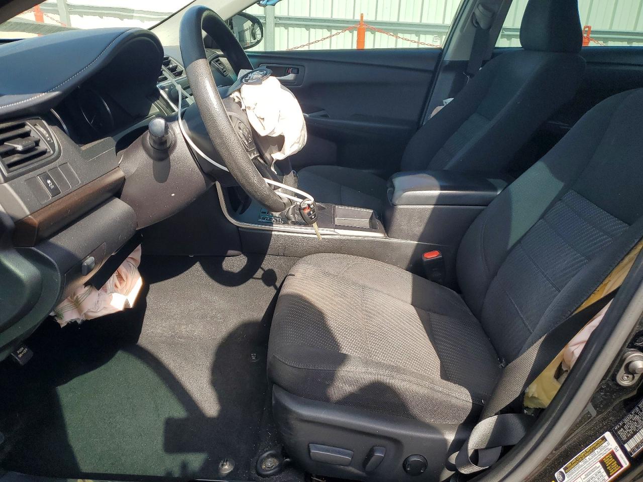 2017 TOYOTA CAMRY