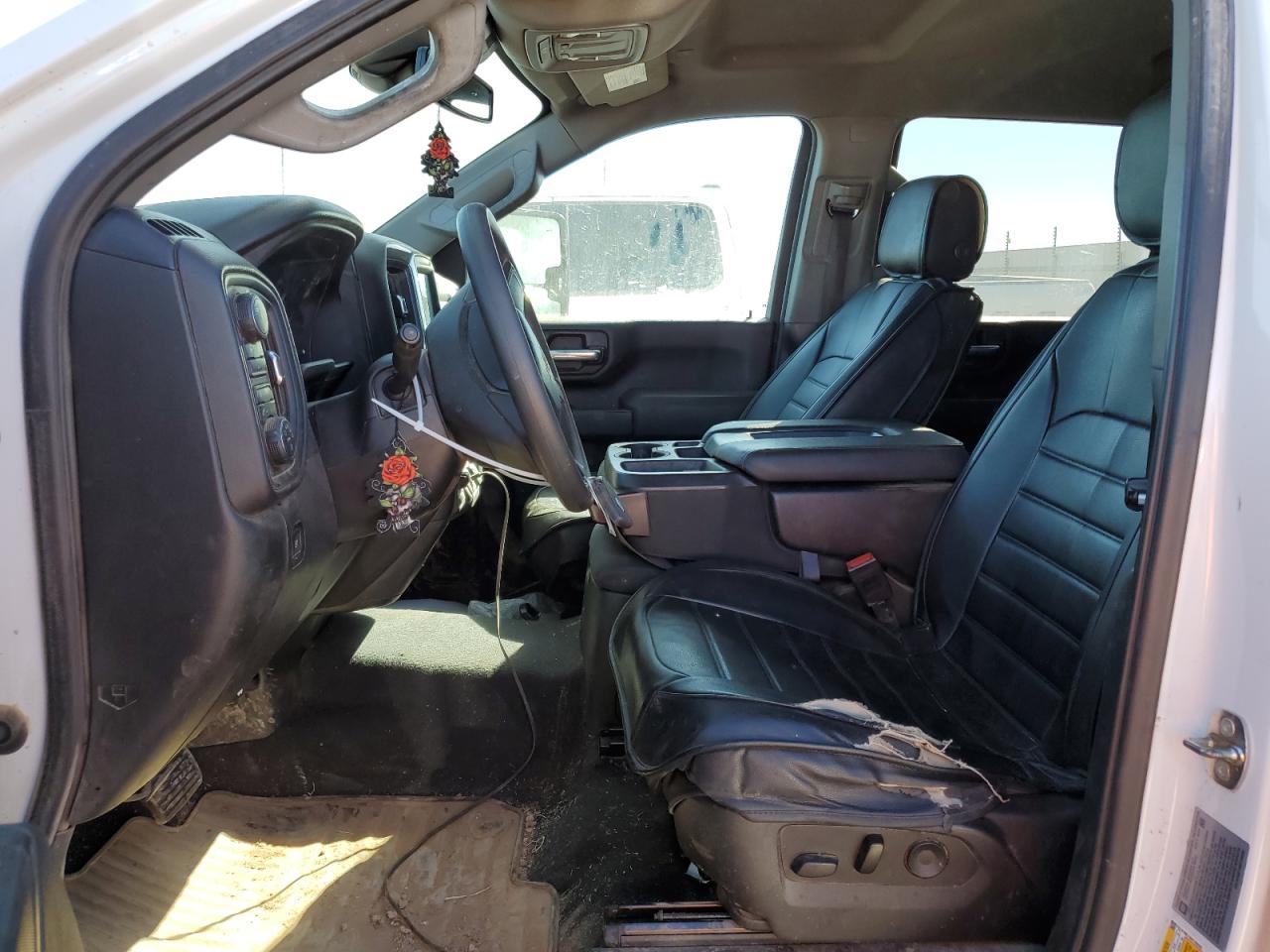 2024 CHEVROLET SILVERADO